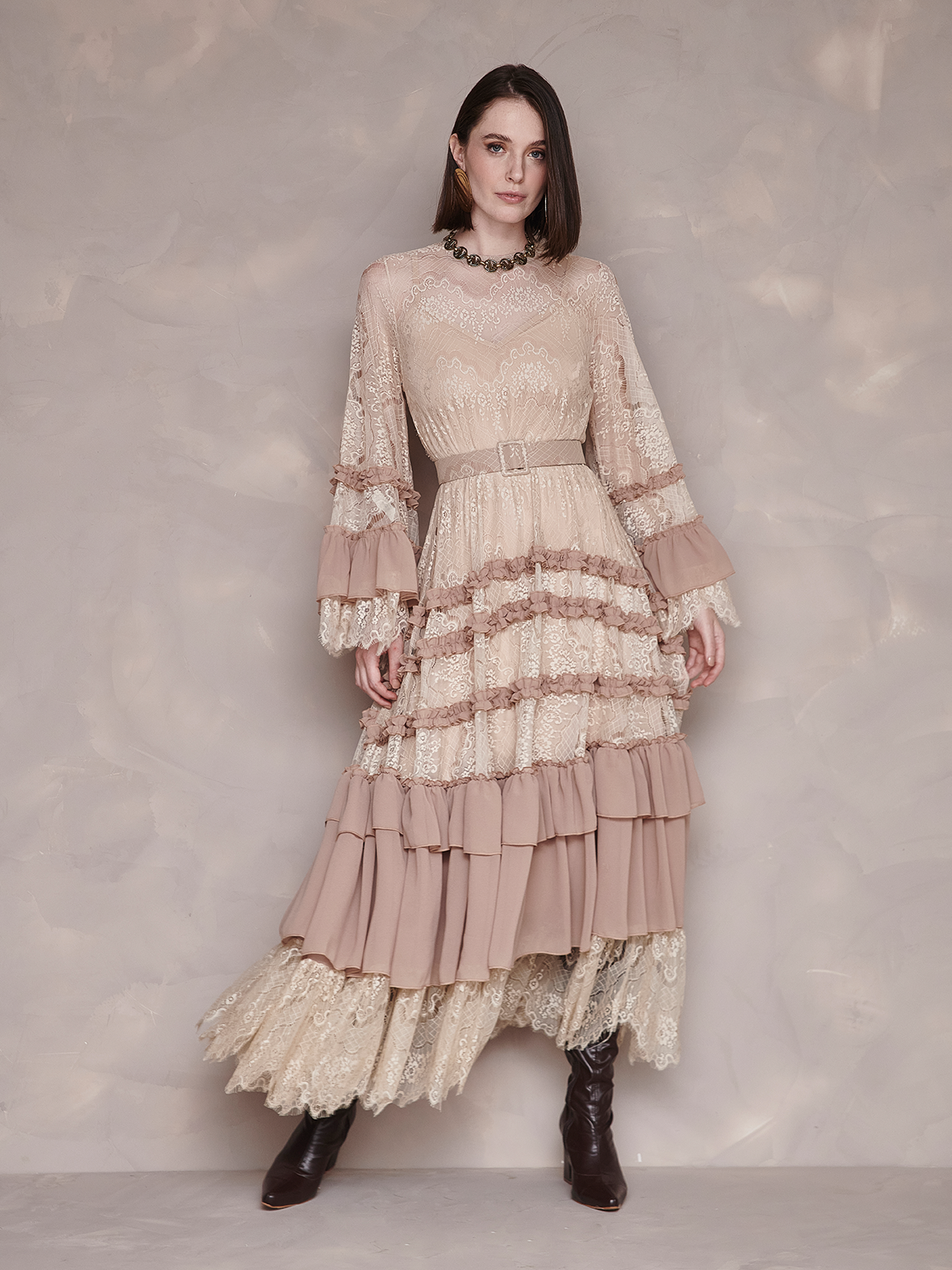 VESTIDO AMENDOA