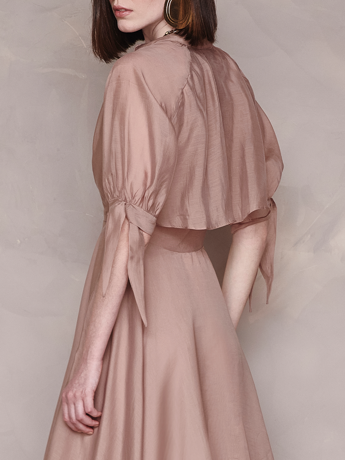 VESTIDO MINIMALISTA